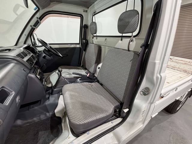 1999 Daihatsu Hijet JDM car for sale — photo 9 of 25