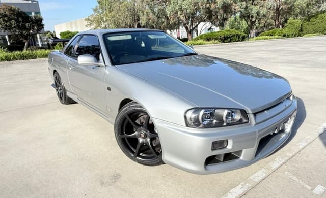 1998 Nissan Skyline JDM car for sale — photo 18 of 25