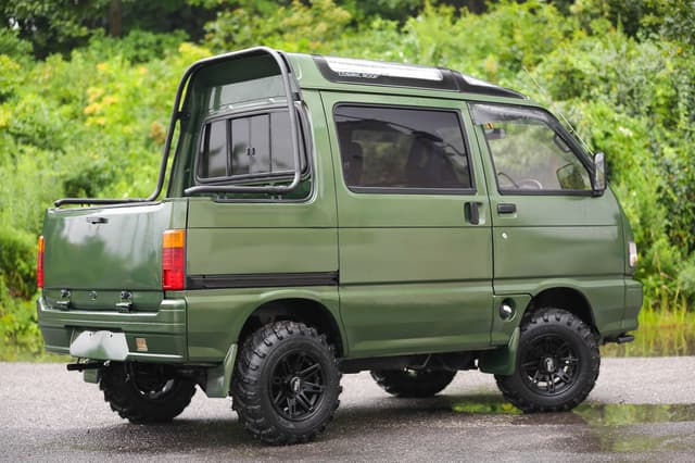 1991 Daihatsu Atrai JDM car for sale — photo 2 of 25