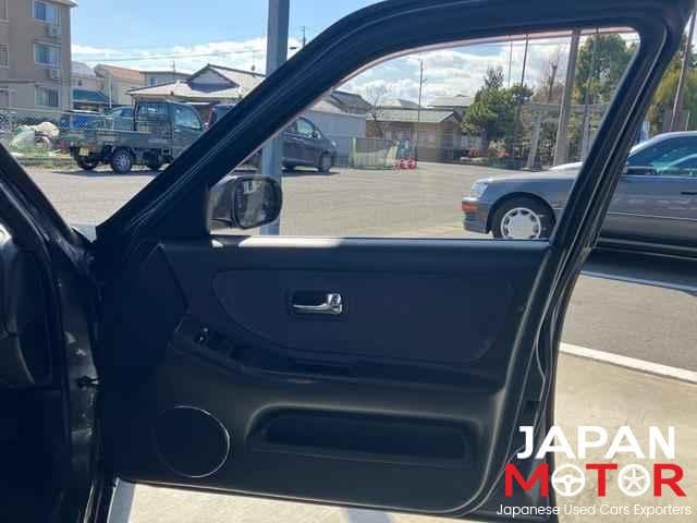 1993 Nissan Skyline JDM car for sale — photo 8 of 10
