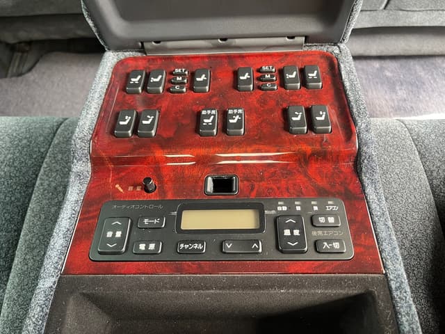 1997 Toyota Century JDM car for sale — photo 19 of 21