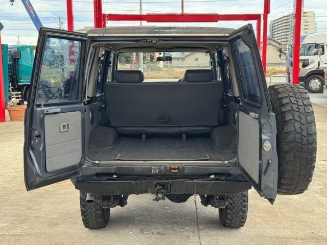 1992 Toyota Land Cruiser JDM car for sale — photo 17 of 25