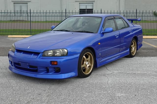 1998 Nissan Skyline JDM car for sale — photo 11 of 17
