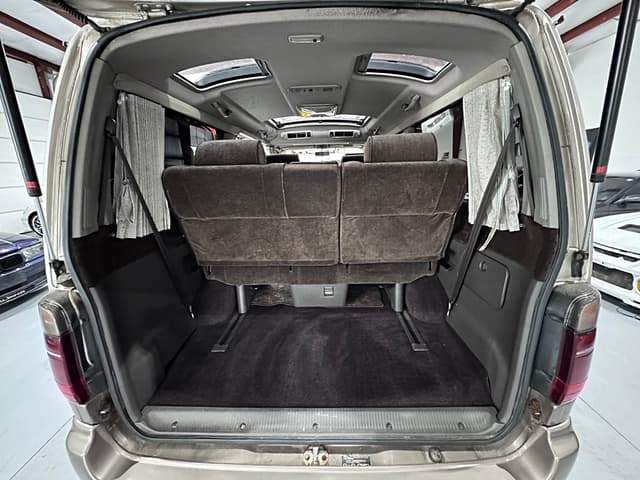 1995 Toyota HiAce JDM car for sale — photo 21 of 25