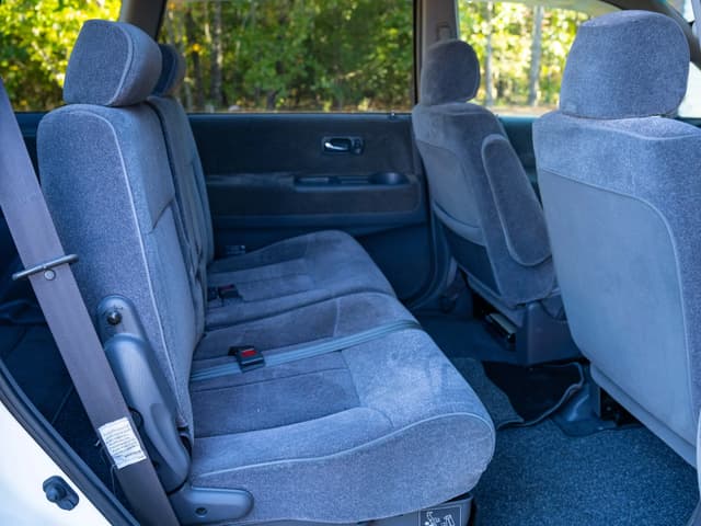 1999 Honda Odyssey JDM car for sale — photo 14 of 17