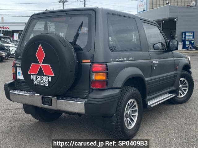 1992 Mitsubishi Pajero JDM car for sale — photo 2 of 3