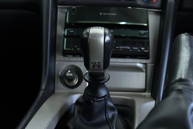 1999 Nissan Skyline JDM car for sale — photo 23 of 25
