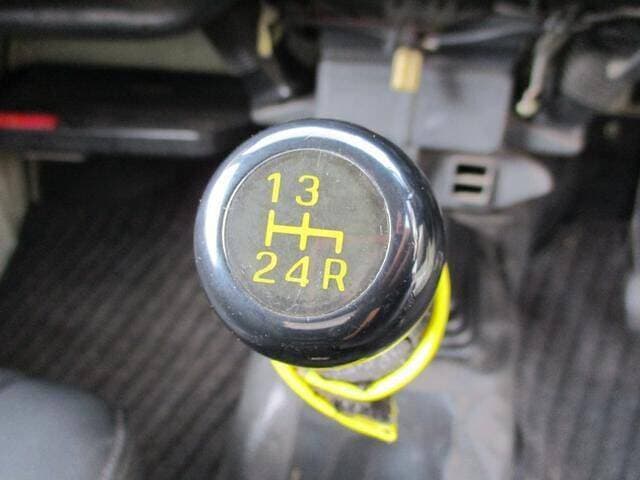 1984 Suzuki Jimny JDM car for sale — photo 6 of 12