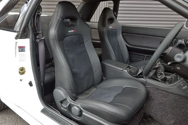 1994 Nissan Skyline JDM car for sale — photo 6 of 25