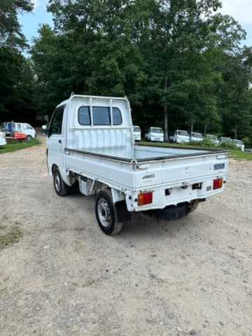 1998 Daihatsu Hijet JDM car for sale — photo 3 of 25