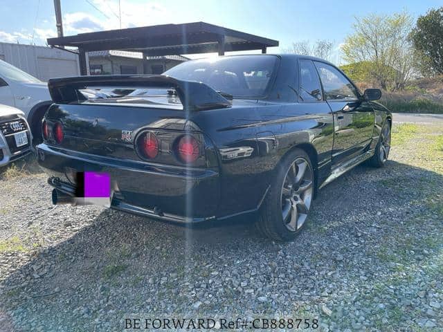 1992 Nissan Skyline JDM car for sale — photo 5 of 20