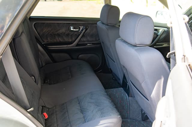 2000 Nissan Stagea JDM car for sale — photo 11 of 15