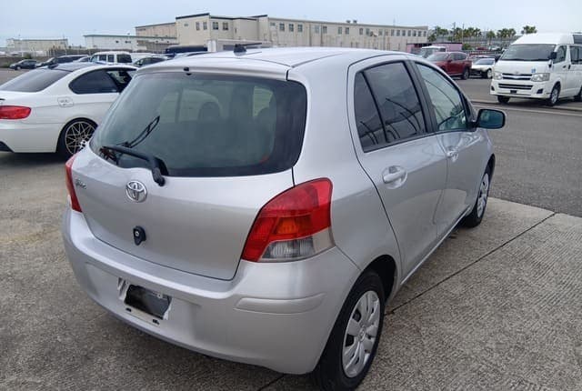 2010 Toyota Vitz JDM car for sale — photo 5 of 25
