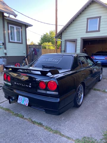 1998 Nissan Skyline JDM car for sale — photo 3 of 7