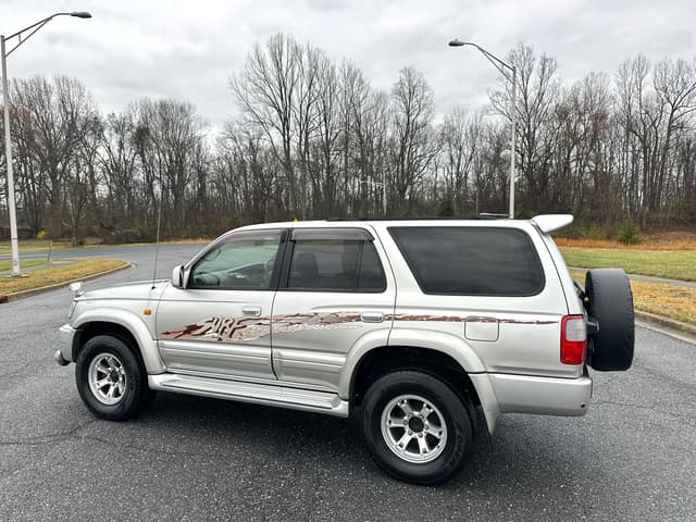1998 Toyota Hilux Surf JDM car for sale — photo 4 of 10