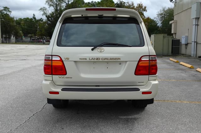2000 Toyota Land Cruiser JDM car for sale — photo 7 of 17
