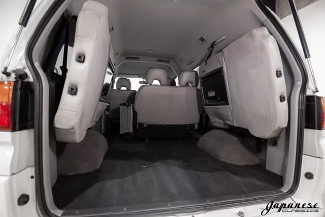 2000 Mitsubishi Delica JDM car for sale — photo 21 of 25