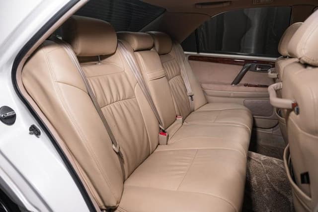 2000 Toyota Crown JDM car for sale — photo 15 of 18