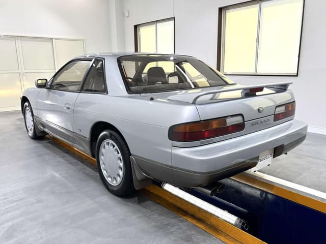 1989 Nissan Silvia JDM car for sale — photo 4 of 25