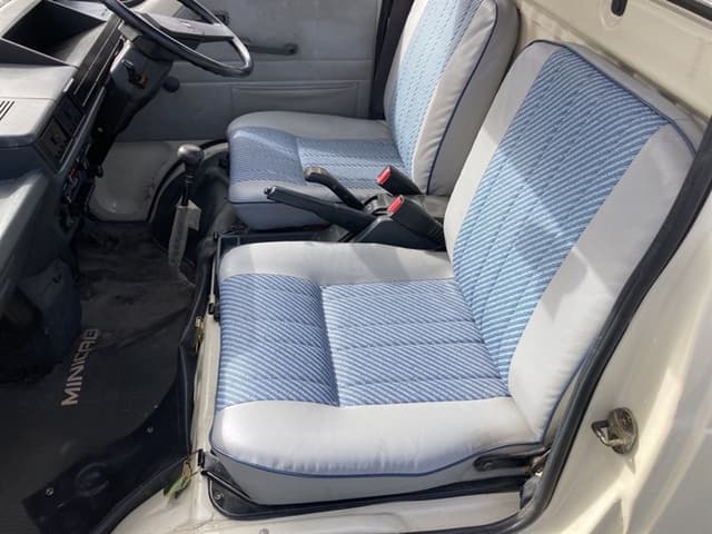 1990 Mitsubishi Minicab JDM car for sale — photo 5 of 5
