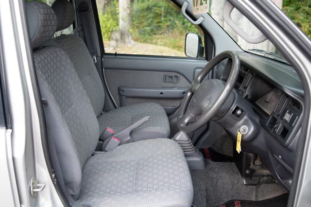 2001 Daihatsu Atrai JDM car for sale — photo 10 of 15