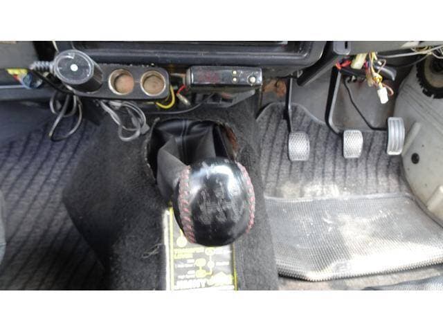 1990 Suzuki Jimny JDM car for sale — photo 11 of 20