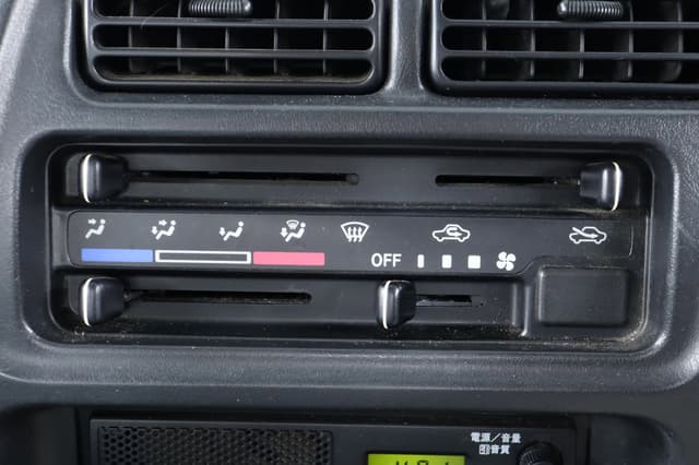 1999 Suzuki Carry JDM car for sale — photo 13 of 25