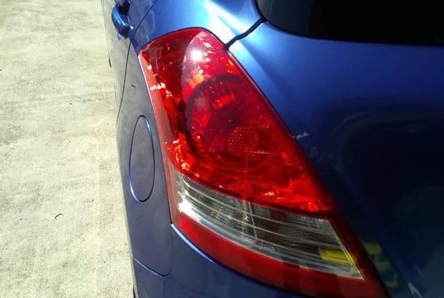 2011 Suzuki Swift JDM car for sale — photo 16 of 20