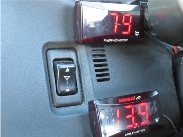 1996 Nissan Skyline JDM car for sale — photo 21 of 25