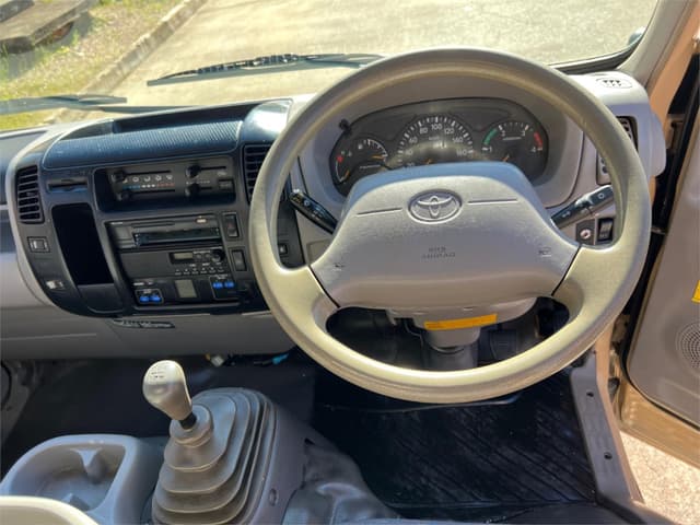 2008 Toyota Dyna JDM car for sale — photo 12 of 18