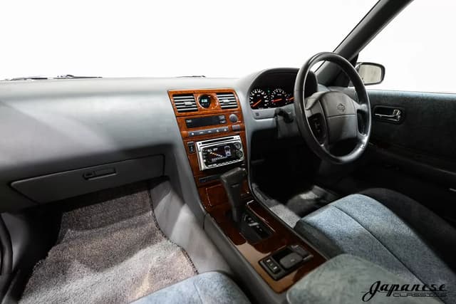 1995 Nissan Laurel JDM car for sale — photo 9 of 25