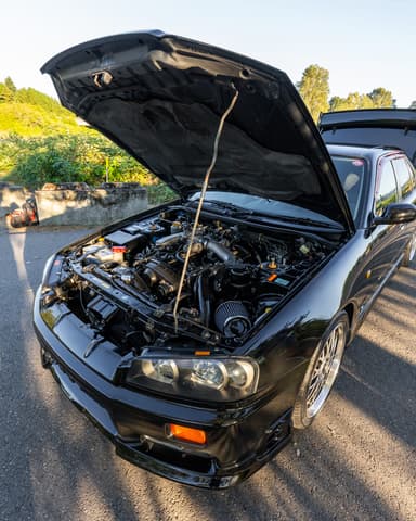 1998 Nissan Skyline JDM car for sale — photo 13 of 14