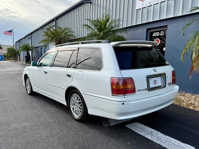 2000 Toyota Crown JDM car for sale — photo 9 of 21