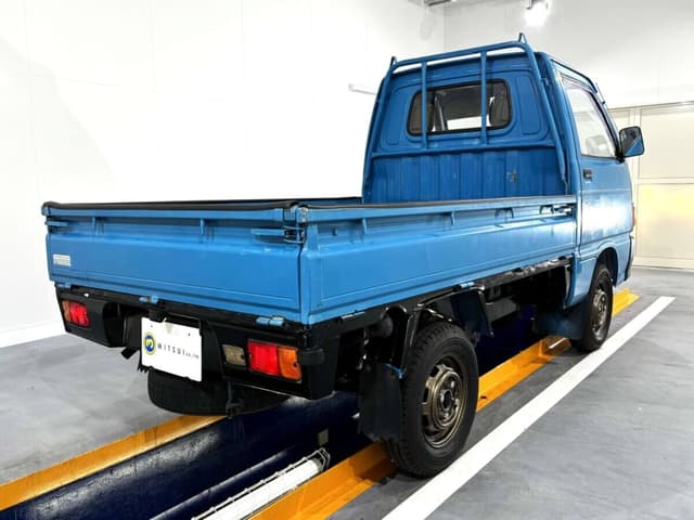 1993 Daihatsu Hijet JDM car for sale — photo 4 of 10