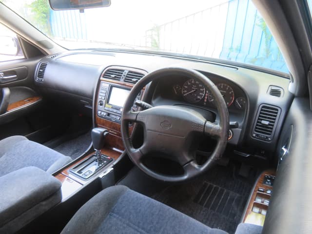 1997 Nissan Cedric JDM car for sale — photo 7 of 21