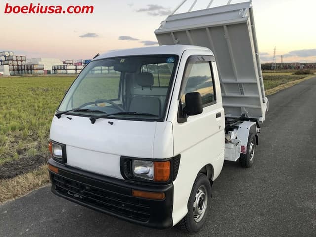 1996 Daihatsu Hijet JDM car for sale — photo 2 of 11