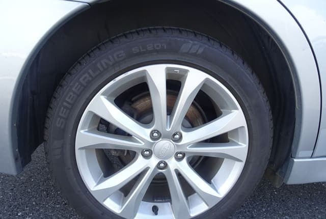 2011 Subaru Legacy JDM car for sale — photo 11 of 25