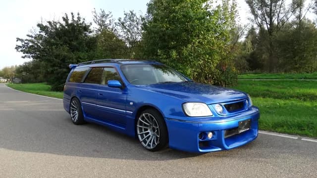 2000 Nissan Stagea JDM car for sale — photo 3 of 24