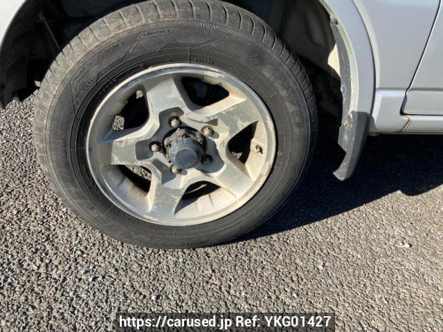 1999 Suzuki Jimny JDM car for sale — photo 17 of 23