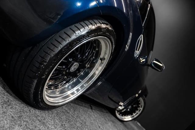 2007 Nissan Fairlady Z JDM car for sale — photo 9 of 17