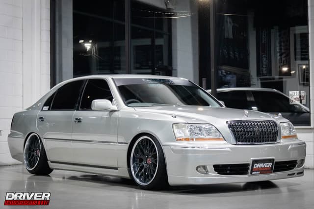 1999 Toyota Majesta JDM car for sale — photo 12 of 25