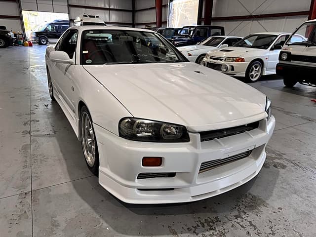 1998 Nissan Skyline JDM car for sale — photo 9 of 25