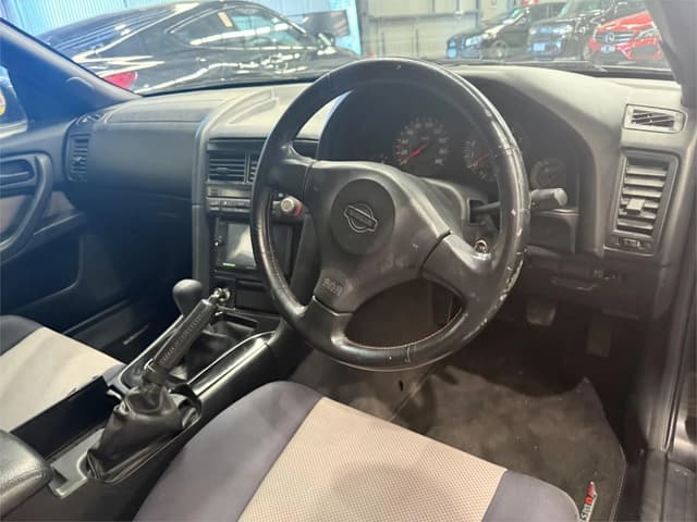 1998 Nissan Skyline JDM car for sale — photo 6 of 9