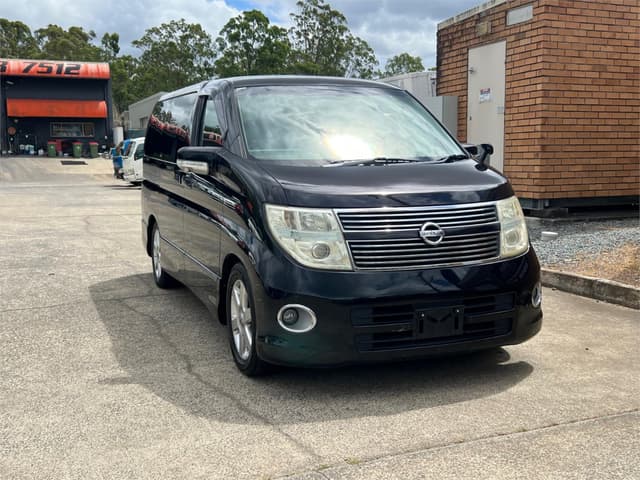 2008 Nissan Elgrand JDM car for sale — photo 3 of 16