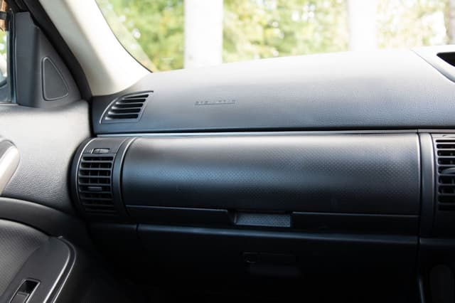 2001 Nissan Skyline JDM car for sale — photo 15 of 19