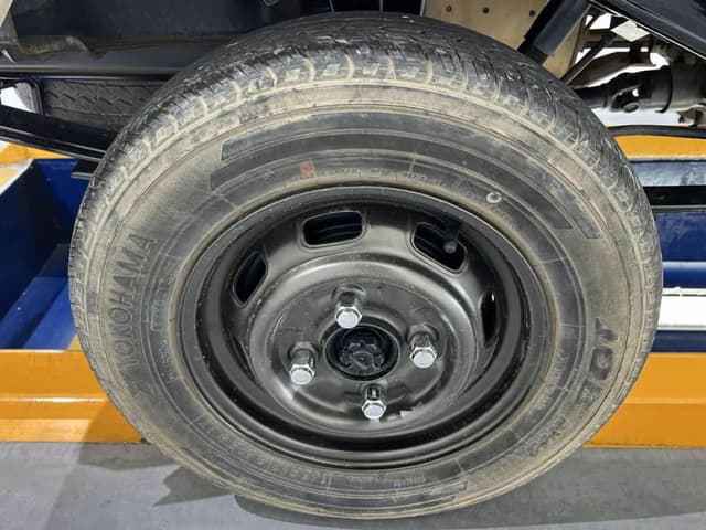 1997 Daihatsu Hijet JDM car for sale — photo 15 of 25