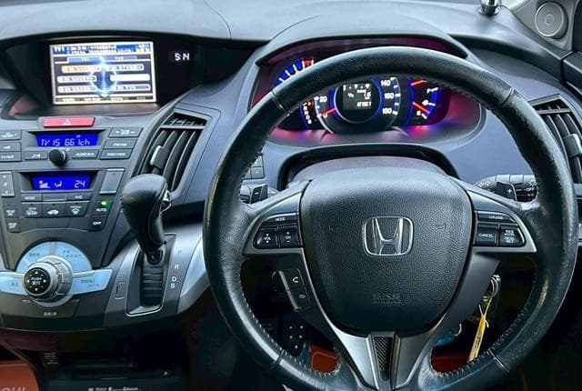 2008 Honda Odyssey JDM car for sale — photo 19 of 25