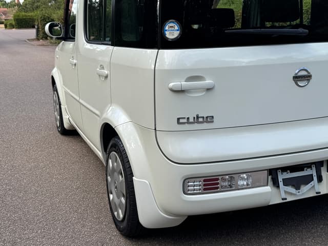 2008 Nissan Cube JDM car for sale — photo 10 of 25