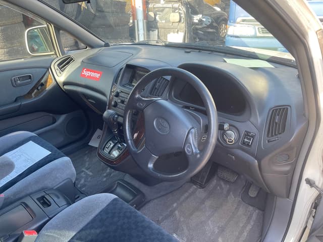 1998 Toyota Harrier JDM car for sale — photo 11 of 13