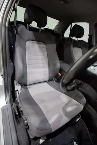1998 Nissan Skyline JDM car for sale — photo 15 of 25